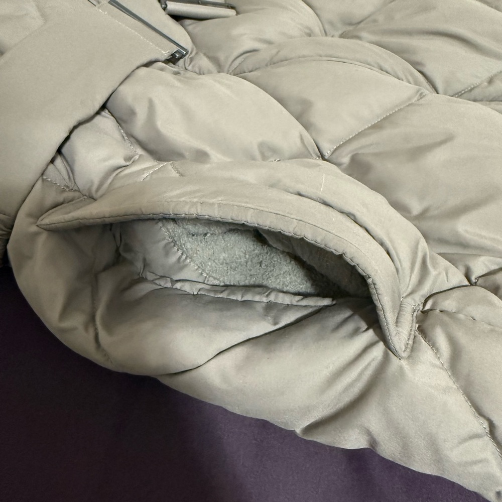 Uniqlo Taupe Quilted Puffer Coat - Picture 4 of 5